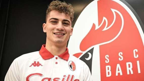 Serie B, il big match tra Bari e Frosinone finisce 0-0: 68 minuti per Mulattieri. Panchina per Esposito