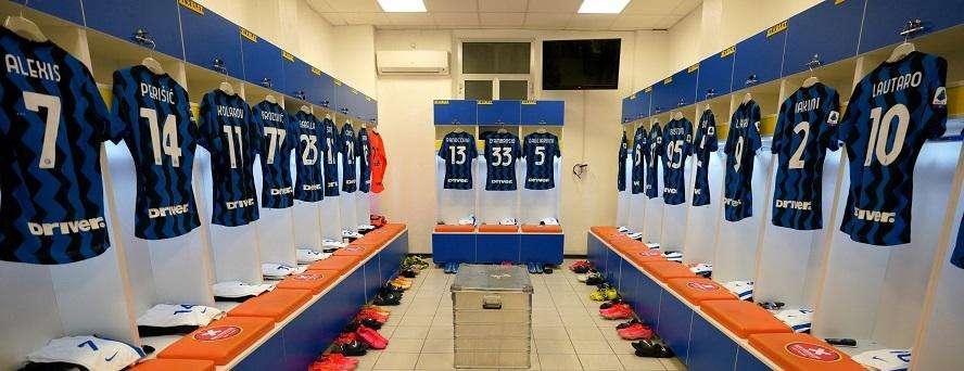 FOTO - Le immagini dal Tardini: tutto pronto nello spogliatoio nerazzurro