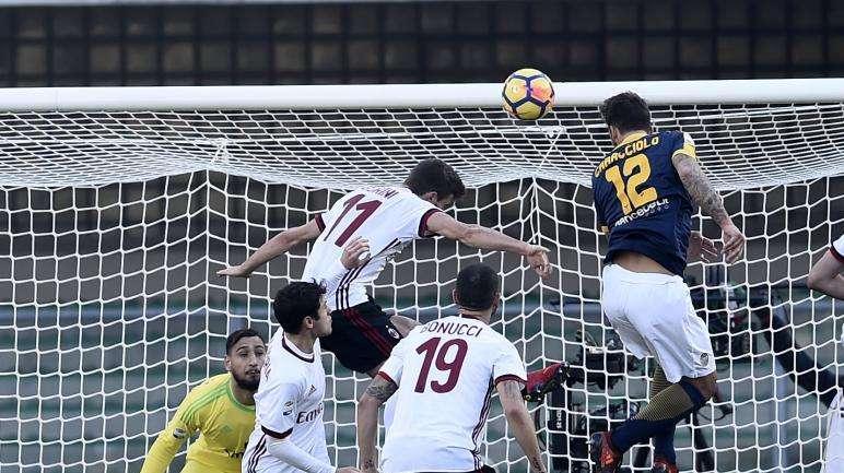L'Hellas strapazza il Milan: 3-0 al Bentegodi