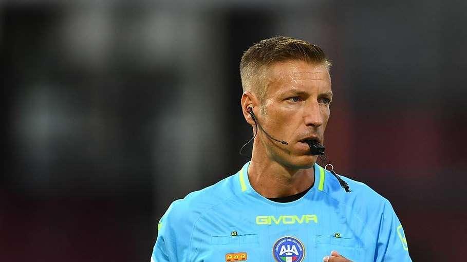 Cambia l'arbitro di Juve-Torino: infortunio alla schiena per Rapuano, designato Massa 