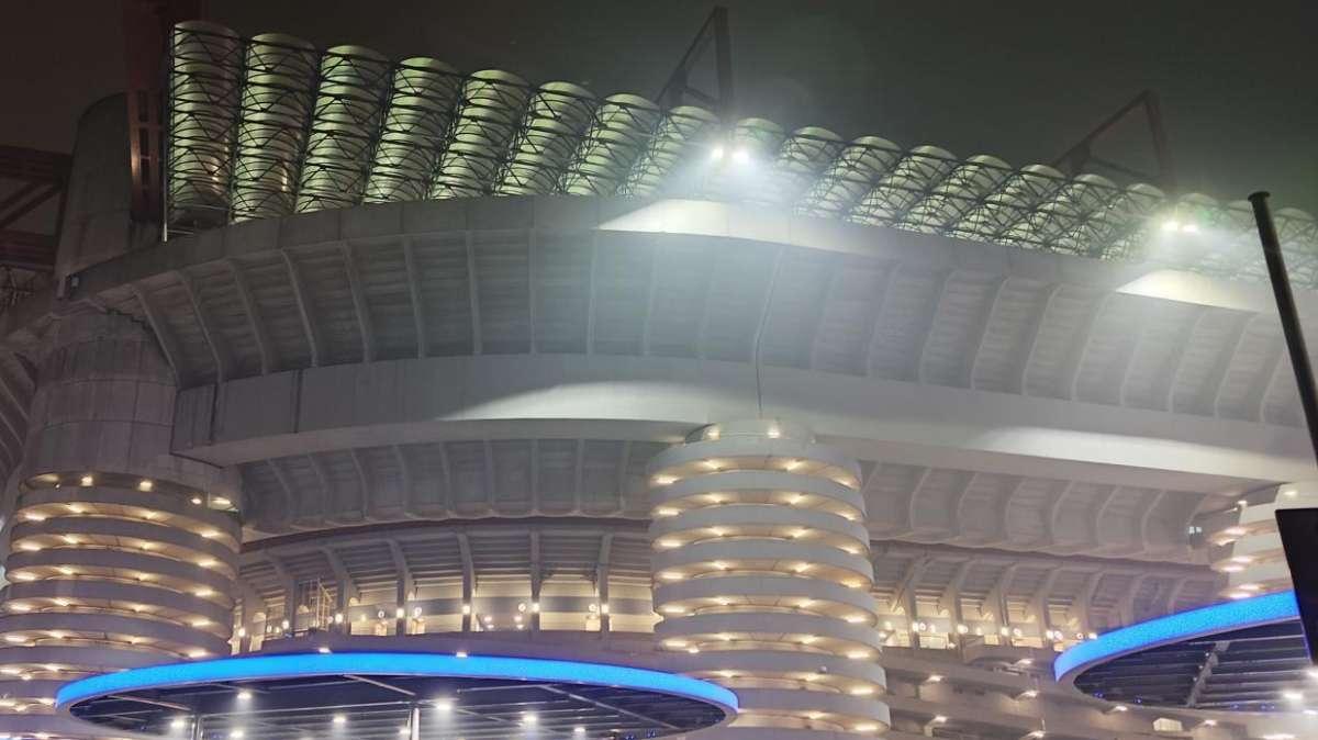 San Siro, sempre più vicina la vendita a Inter e Milan: bocciati due odg per la ristrutturazione del Meazza