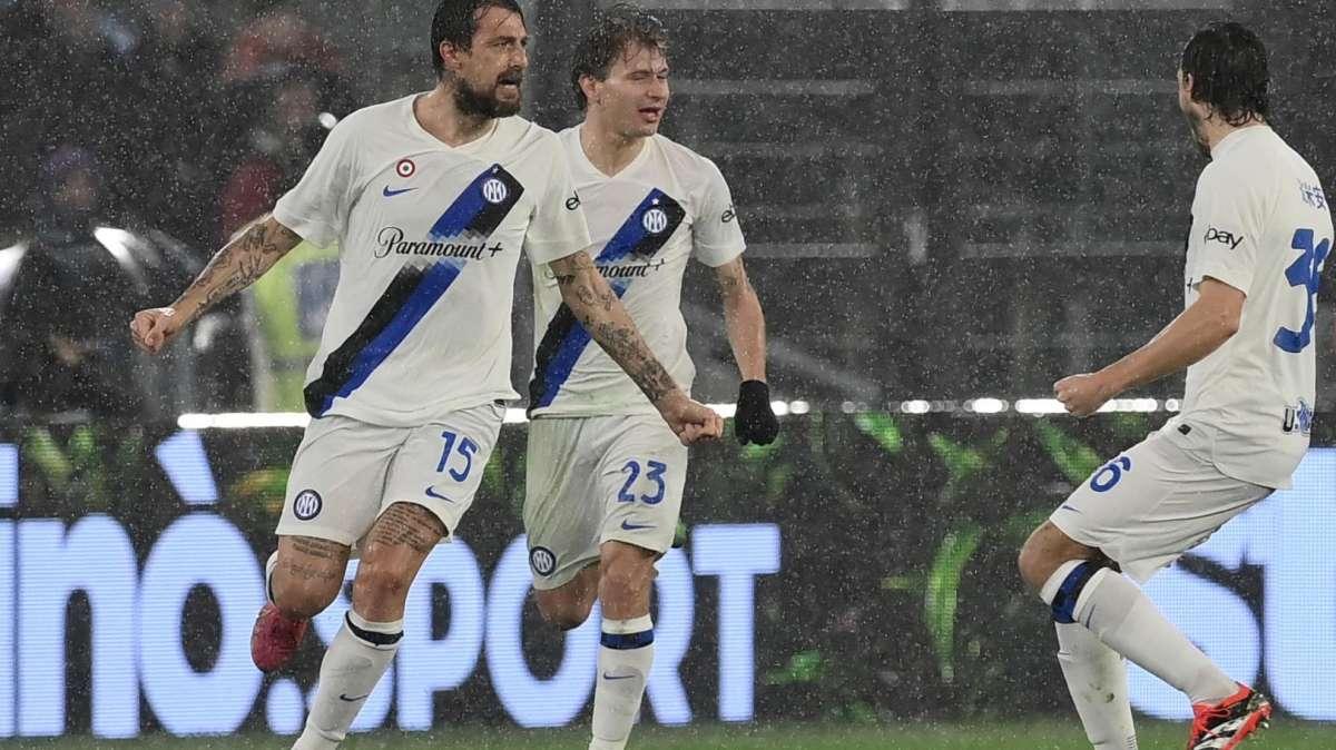 Roma-Inter - L'aggressione giallorossa, i quinti che alzano il raggio d'azione, il cuore oltre l'ostacolo: due film all'Olimpico 