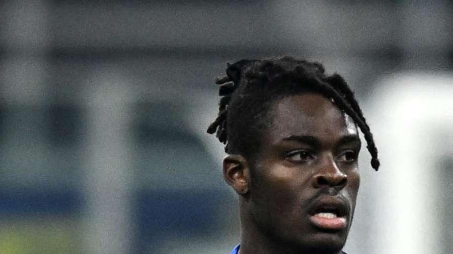 TS - Bisseck centrale, prove per il futuro. Acerbi punta il derby, ma...