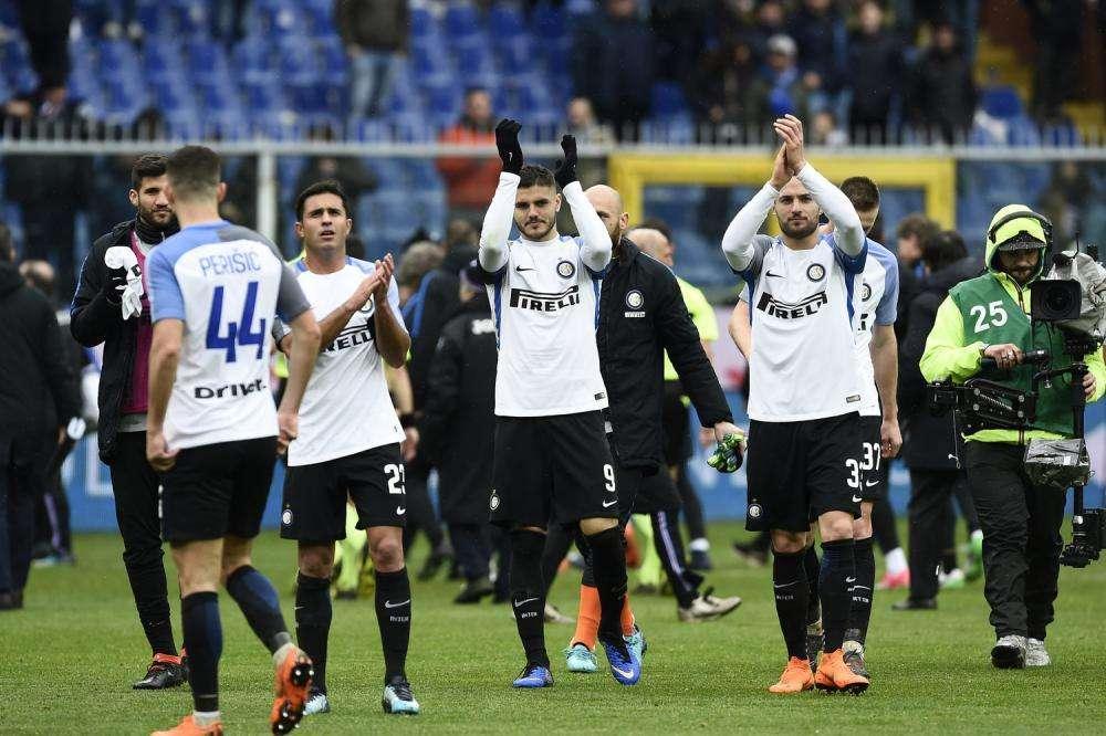 Sampdoria-Inter - Il 5 è un ritorno, il 4 il numero che fa scattare la festa. Lo 0 esalta la mediana, il 3 e il 6 la difesa 