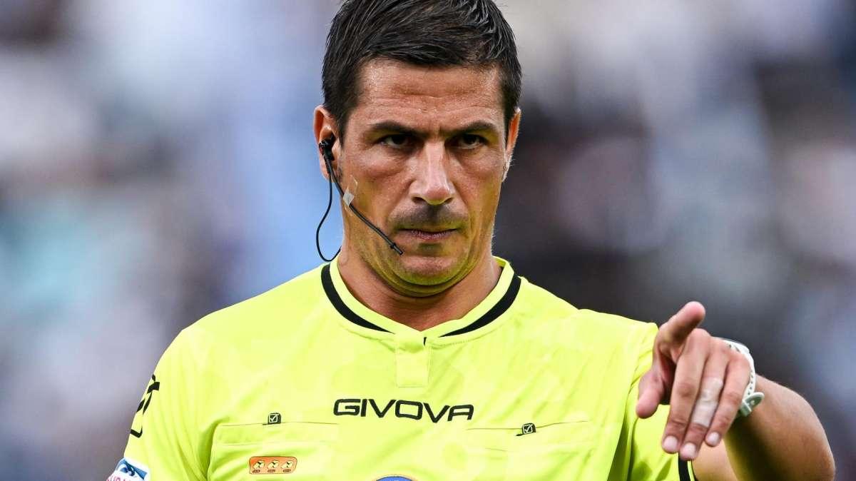 Lecce-Inter, la moviola - Manganiello senza difficoltà. Risparmiati un paio di cartellini gialli