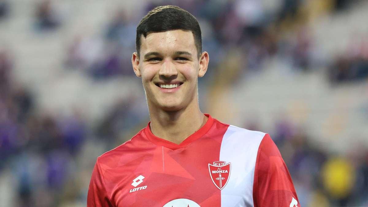 Sky - Il Marsiglia punta tutto su Valentin Carboni? Tra l'OM, la Lazio e Greenwood si inserisce il Napoli 