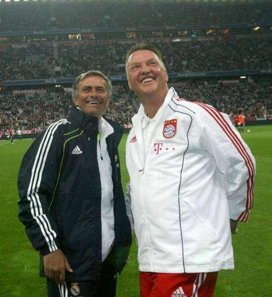 Dopo Madrid Mou ritrova Van Gaal: "Lo rispetto, ma..."