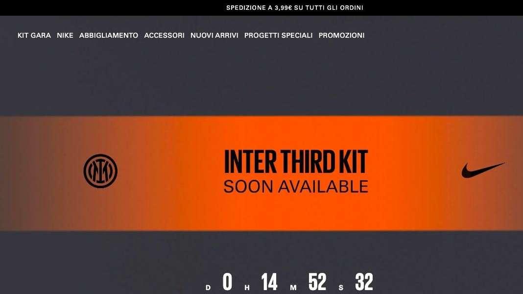 L'Inter si prepara al lancio ufficiale della terza maglia 2023/24: partito il countdown, da domani sarà in vendita 