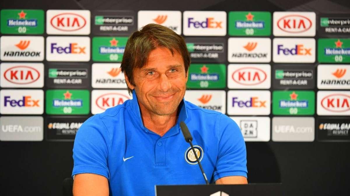 VIDEO - Pirlo alla Juve, Conte sorride: "Vuol dire che sto diventando vecchio"