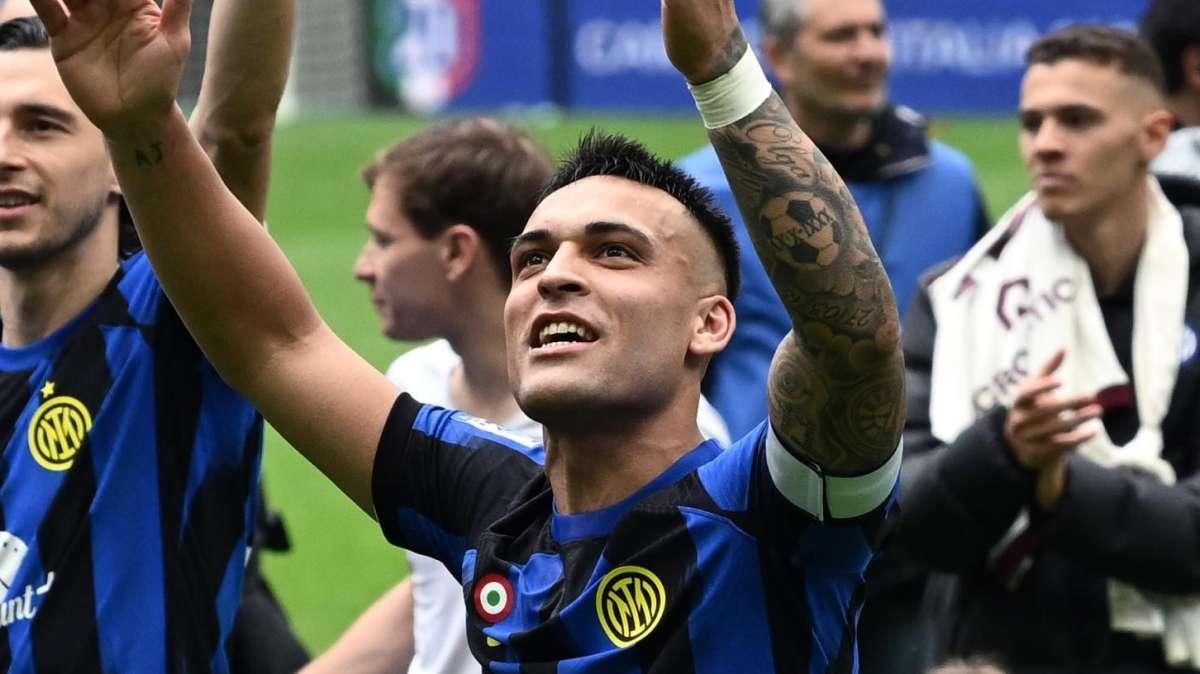 L'Inter si gode lo scudetto della seconda stella, Lautaro esulta citando la Curva Nord: "Dale campeón"