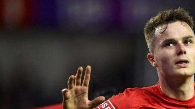 FcIN - Svolta Vanheusden: lo Standard gli affida la fascia di capitano. Si va verso la conferma degli accordi