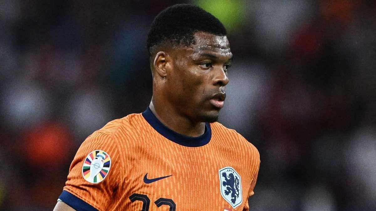 Sky - In attesa del ritorno a Milano, l'Inter va avanti per il rinnovo di Dumfries: accordo vicino tra le parti
