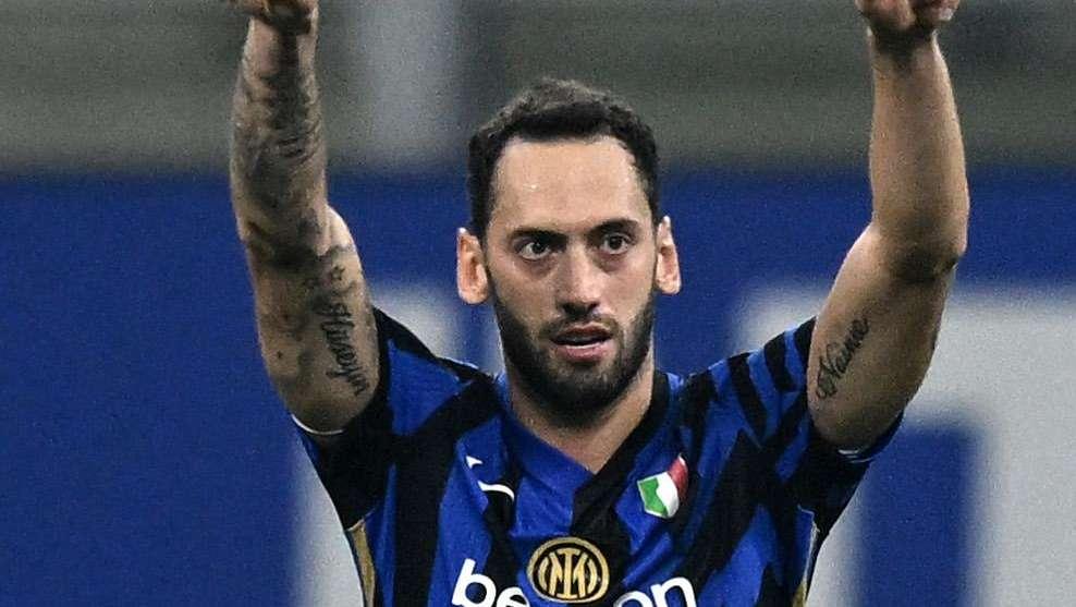 Calhanoglu esulta dopo la vittoria (con assist) sul Como: "Continuiamo a spingere. Insieme"