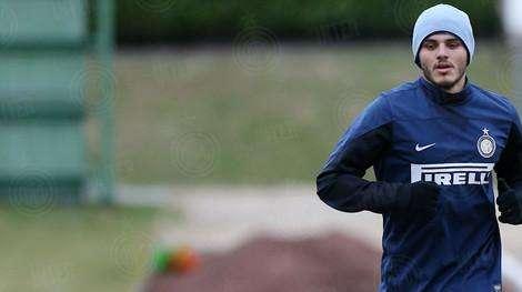 FOTO - Icardi, lavoro sulla sabbia. Per lui e Taider...