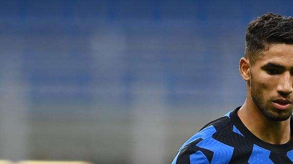 Achraf Hakimi si prepara col sorriso all'esordio in campionato contro la Fiorentina