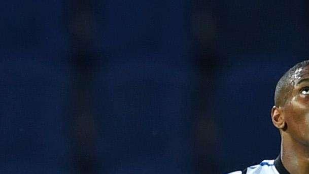 Ashley Young verso la Fiorentina: "Al lavoro per l'apertura della stagione di Serie A"