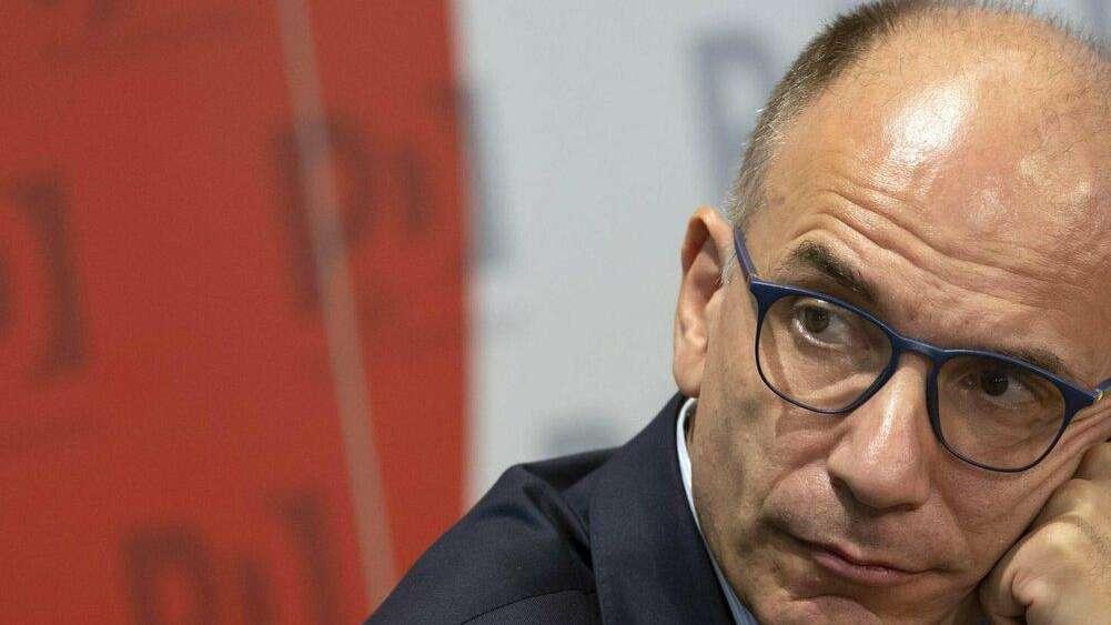 L'interista Cottarelli o Salvini? Letta mette da parte il PD: "Ero milanista nell'era Berlusconi..."