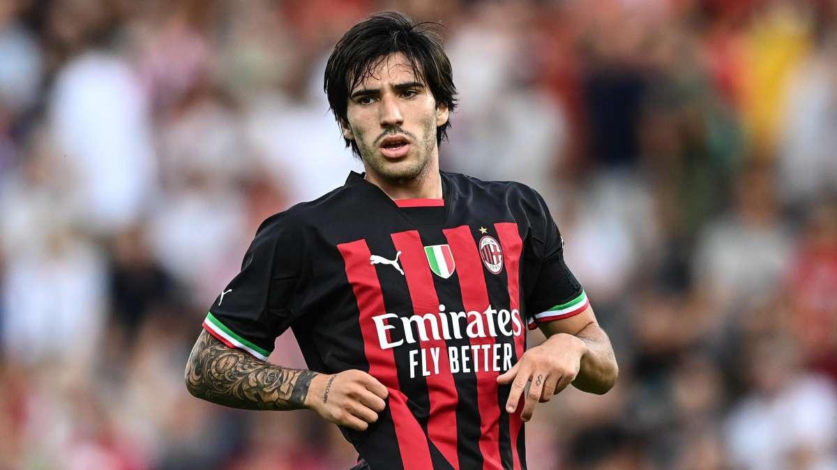 Nazionale, ufficiale il forfait di Tonali: il milanista ha lasciato il ritiro azzurro