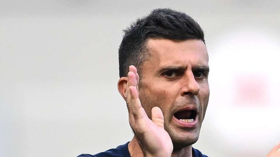 TS - Motta, il Bologna prepara il rinnovo: ipotesi prolungamento con clausola per una big