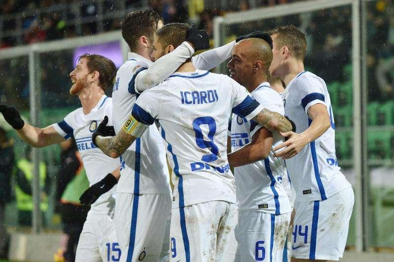 Palermo-Inter - J. Mario si prende il dieci, il nove ai terzini. Otto da migliorare