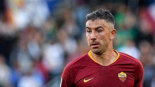 Roma, Kolarov allontana la Stella Rossa: "Non c'è nulla di vero"