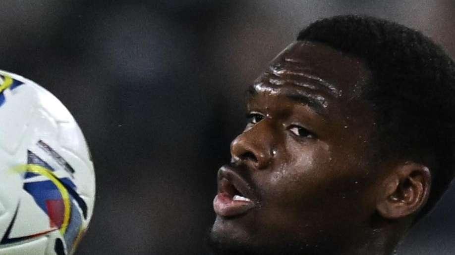 Bonny, il Parma aspetta l'ultimo rilancio da parte dell'Inter: nelle prossime ore la bandiera a scacchi
