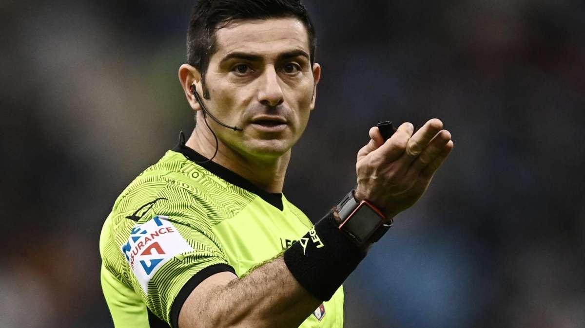 CdS - Fischi e fischietti: Maresca potrebbe anche sospendere il match