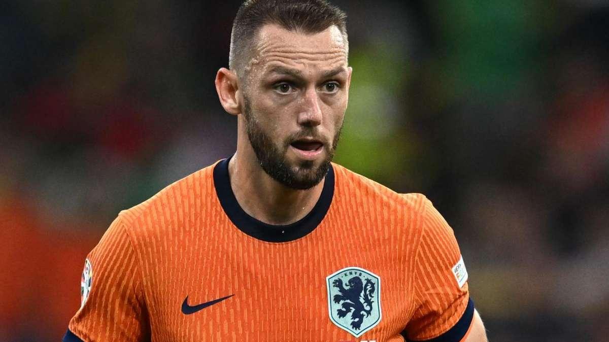 Da Van Dijk a De Vrij, Van de Ven: "Fantastico che i Paesi Bassi abbiano tanti difensori centrali bravi"