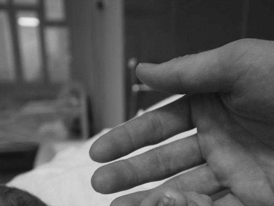 Fiocco rosa per Skriniar, annunciata la nascita della figlia: "Benvenuta principessa, spero di abbracciarti presto"