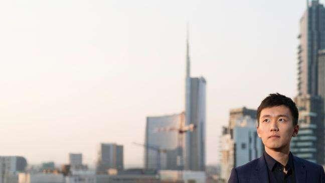 Il messaggio di Zhang: "Il 2020 non è stato facile per molti finora. Ma le sfide fanno sempre parte della vita"