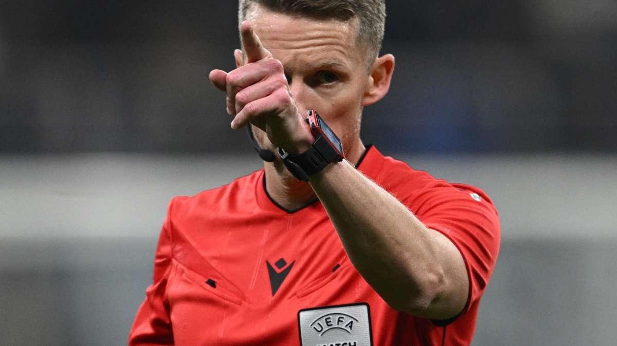 Moviola CdS - Høgh su Barella è da rigore? Il dubbio resta