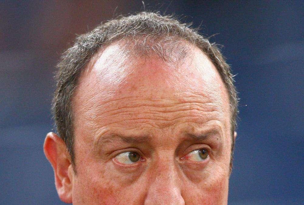 Benitez: "Cambiasso, Motta and Pandev can play"