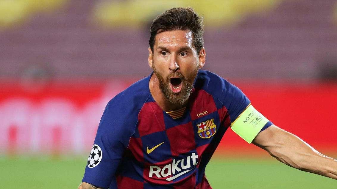 Messi, l'artista di strada TvBoy ne realizza un murale nel centro di Barcellona: "¡Hasta Siempre Comandante!"