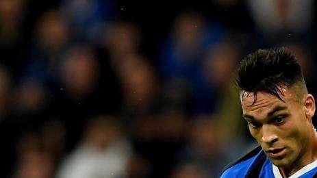 Lautaro, due gol di fila in Champions a 22 anni: meglio di lui in nerazzurro solo un altro attaccante