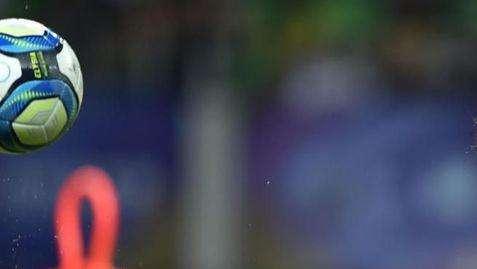 Cavani chiude le porte: "Voglio restare al Psg fino alla fine del contratto. Parigi è come casa mia"