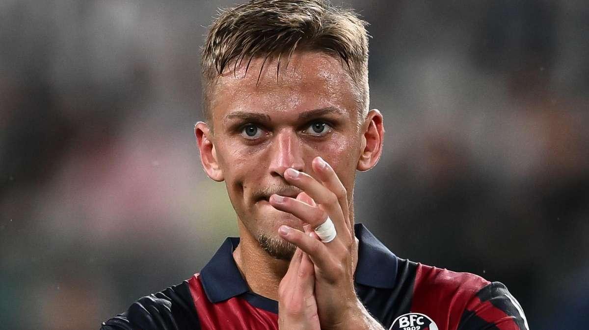 Qui Bologna - Karlsson va ko: 3-4 settimane di stop, salterà la gara con l'Inter 