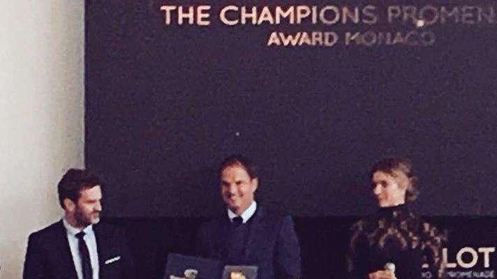 Frank de Boer riceve ufficialmente il Golden Foot 