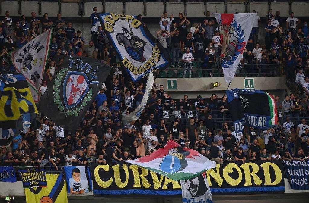 Inizia la corsa al biglietto per Milan-Inter: da venerdì la vendita libera