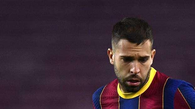 GdS - Jordi Alba offerto all'Inter, ma Gosens resta. Marotta e Ausilio avevano sondato Borna Sosa