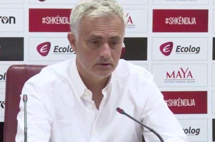 Tottenham su Skriniar, Mourinho: "Mercato aperto, vediamo se è possibile migliorare la rosa" 
