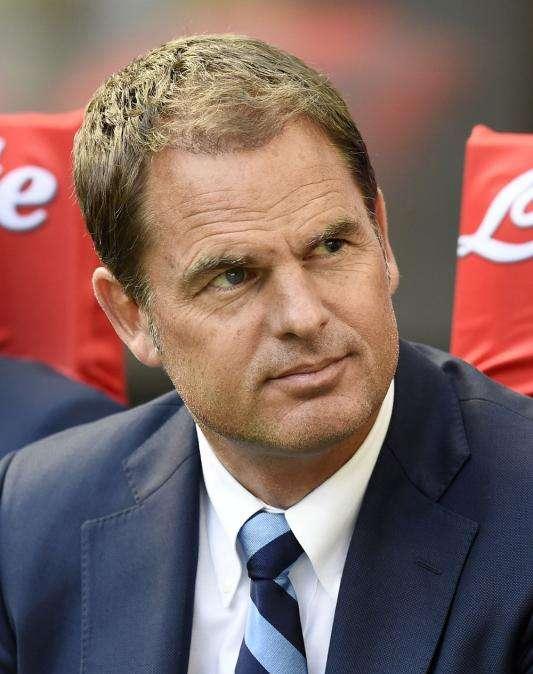 L'ag. di De Boer assicura: "Resta all'Inter, vuole la Champions in nerazzurro"