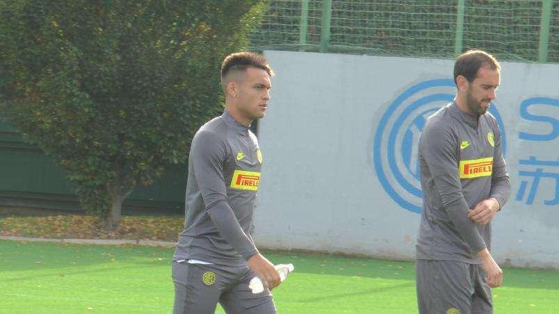 Godin incorona Lautaro: "Ha qualcosa di Suarez e Aguero. Griezmann? Giusto il parallelo a livello di potenziale"