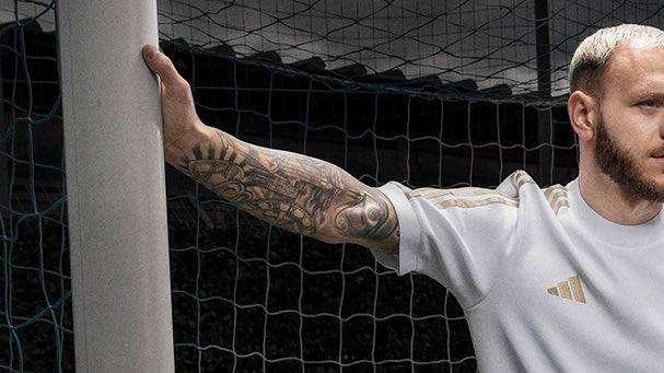 Nazionale, Dimarco testimonial per la maglia speciale dei 125 anni della Federcalcio