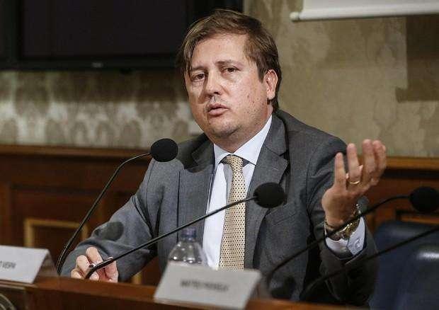 Vice ministro della Salute: "A oggi l'Inter giovedì gioca, ma restiamo prudenti"