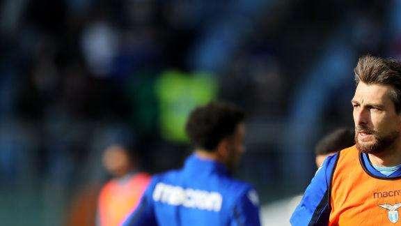 Lazio, il futuro di Acerbi è in bilico. E anche l'Inter osserva interessata gli sviluppi