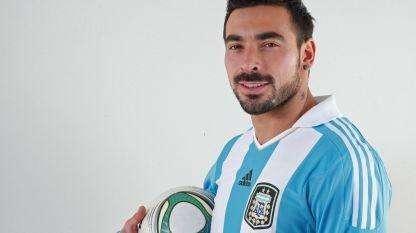 Lavezzi-PSG al lavoro per il rinnovo, ma per l'estate...