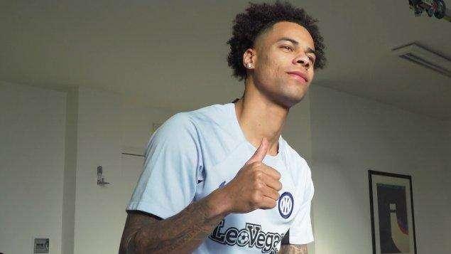 GdS - Ieri ad Appiano, oggi in tribuna a San Siro: Buchanan abbraccia l'Inter. Domani o lunedì tappa in Belgio