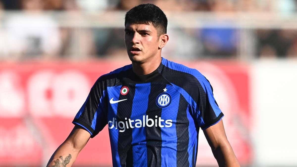 SI - L'Inter non molla Bellanova: contatti con il Cagliari, Satriano e Agoume le possibili contropartite sul piatto