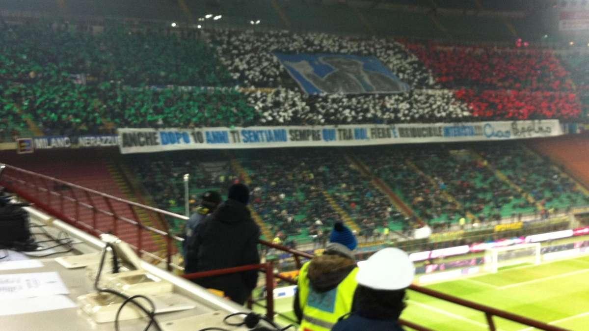 Coreografia e striscione: così la Nord ricorda Prisco