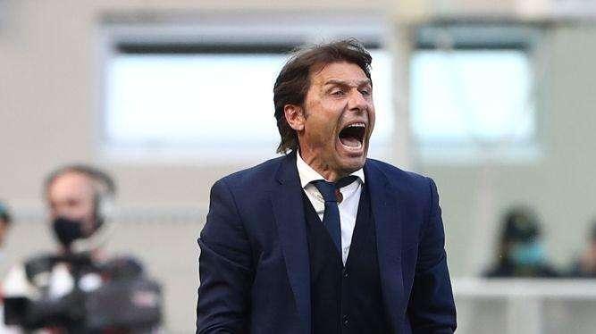 Conte è stanco di essere Conte: messaggio chiaro all'Inter. E a Zhang non conviene ripartire da zero